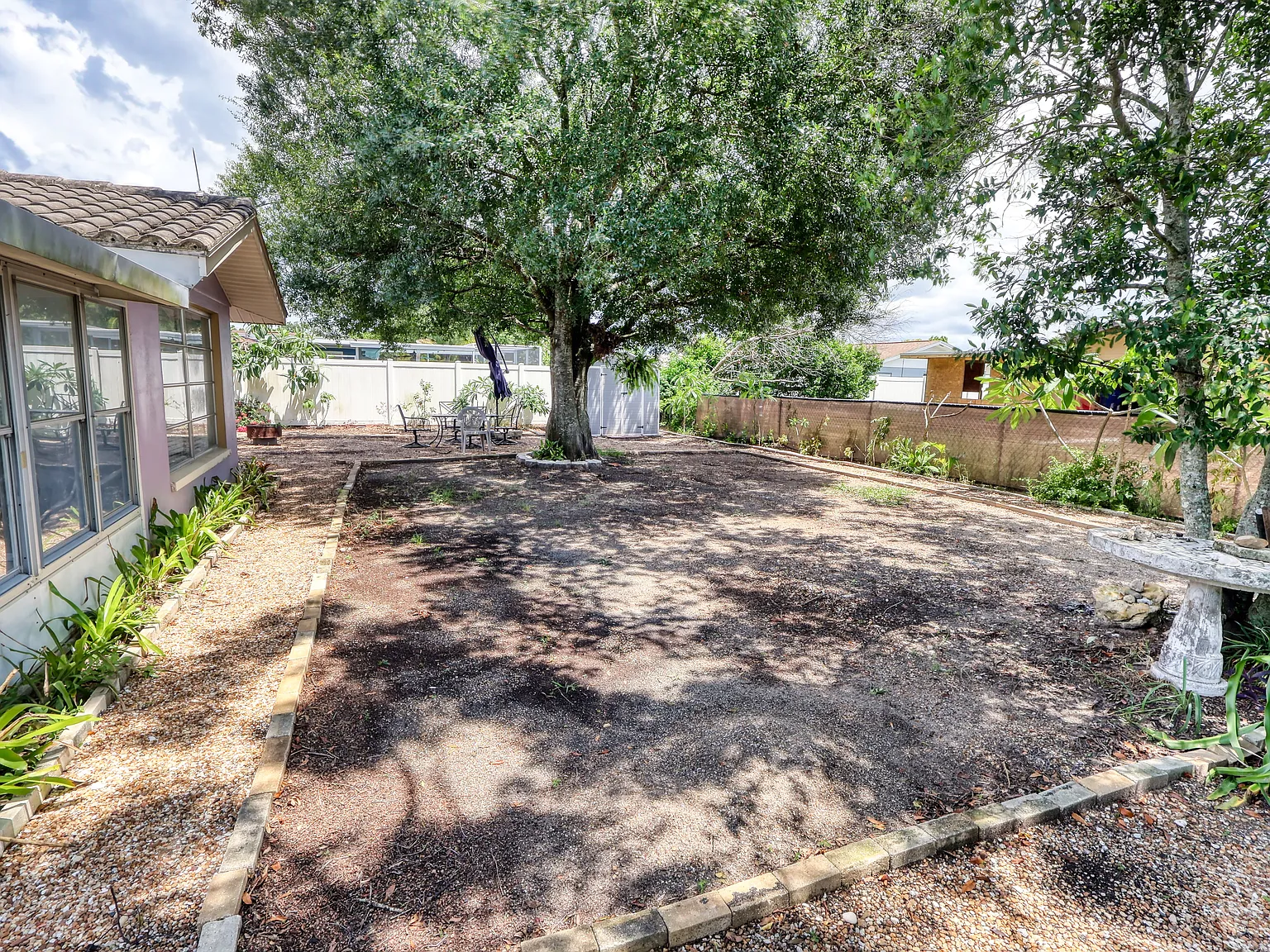 2 bed, 1.5 bath, 1100 sqft, $1,800 — Photo 4