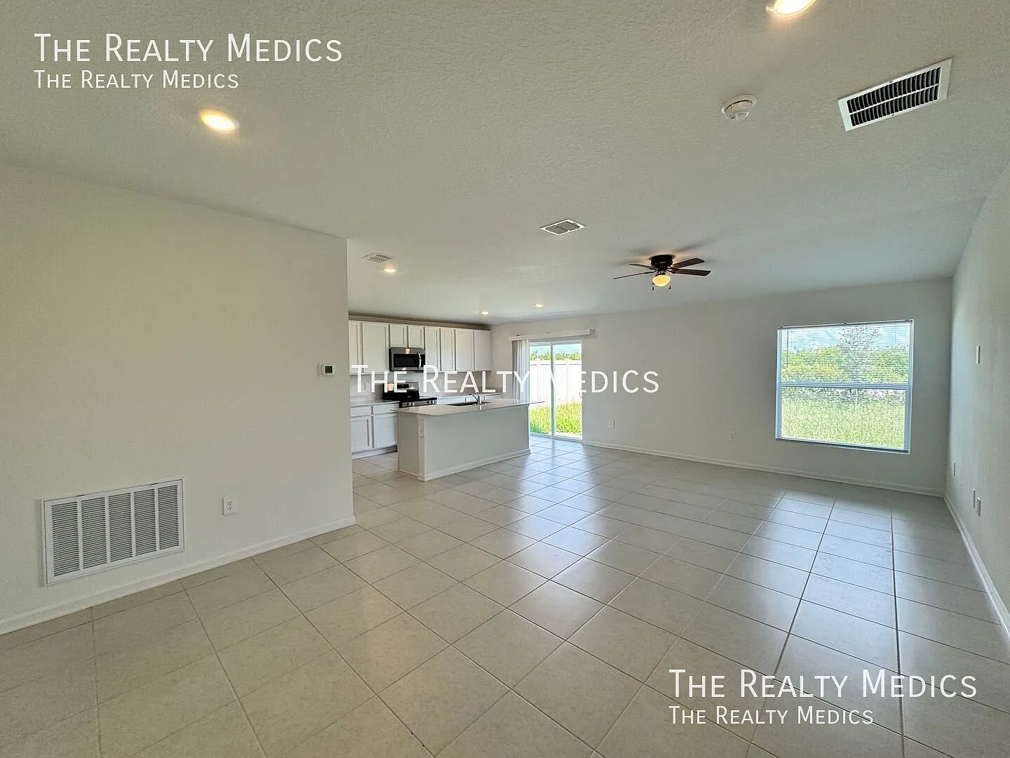 Available Now! Brand New 3 Bedroom/2 Bath In Lake Wales Be The First To Live Here! Washer And Dry... — Photo 2