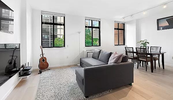 1st image of 350 Albany St #5RR