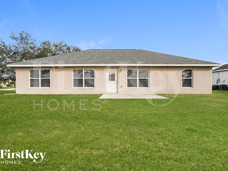 1606 SW 14th St — Photo 16