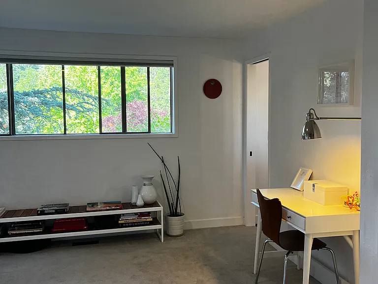 10065 NW Ash St — Photo 46