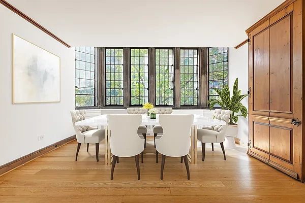 Rented by Sotheby's International Realty | media 5