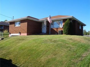 904 W 9th St, Donora, PA 15033