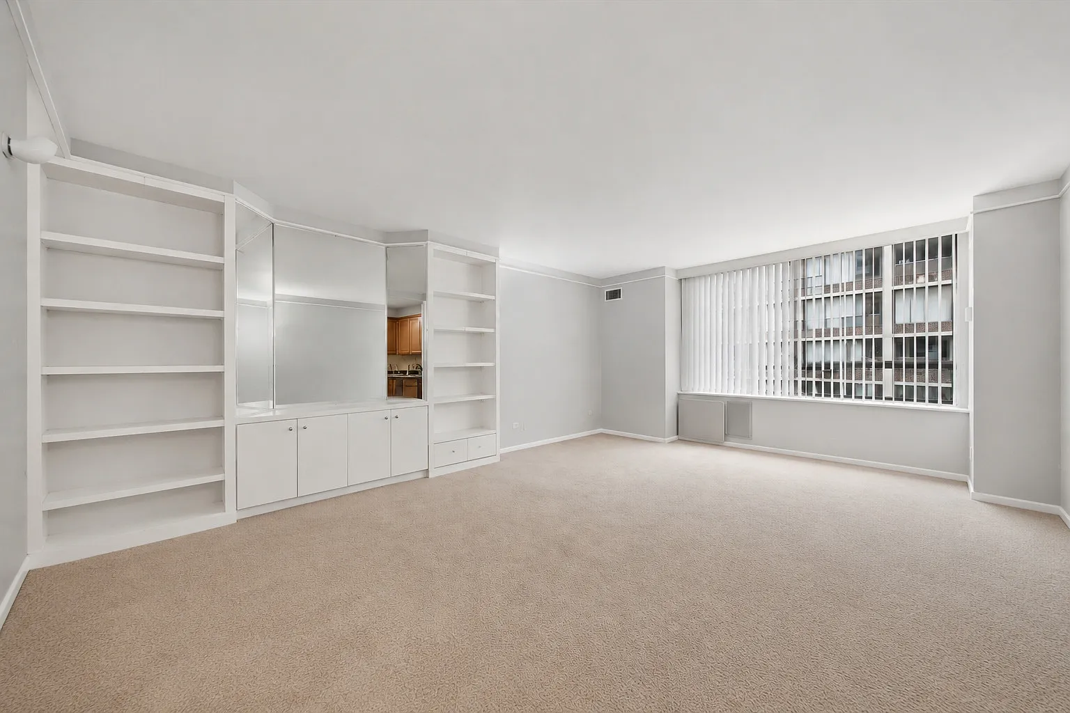 1 bed, $2,300 — Photo 4