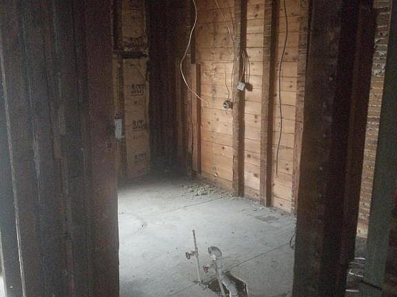 5th image of 1346 Wealthy St SE