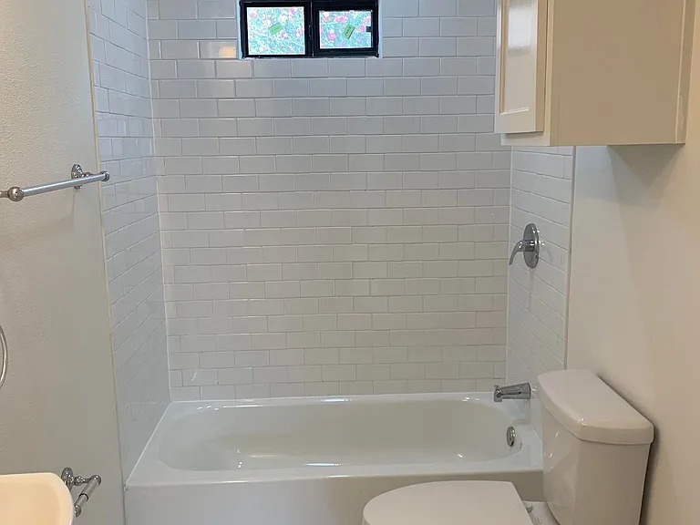 817 W Mahl St — Photo 6