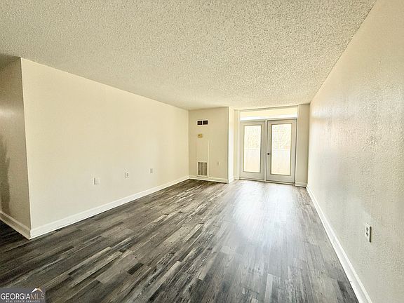 5th image of 375 Ralph McGill Blvd NE APT 205