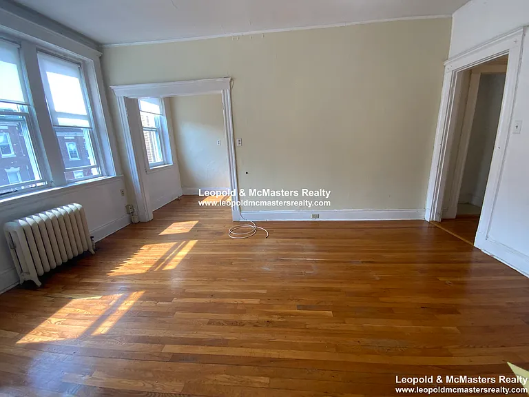 Kelton Street Apartments — Photo 27
