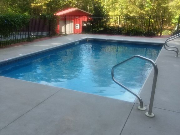 Heated pool 