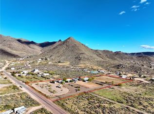 4339 N Smoketree Rd, Golden Valley, AZ 86413