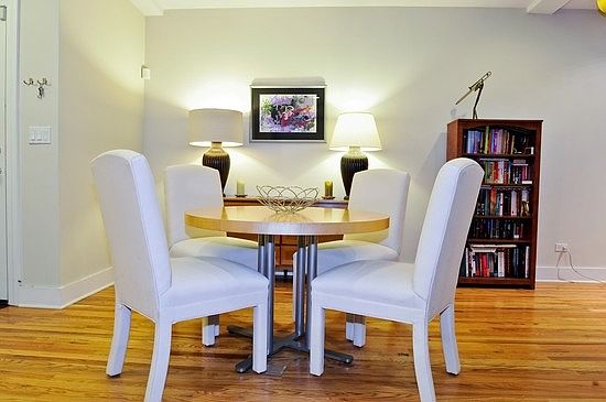 3rd image of 5681 N Lincoln Ave #2