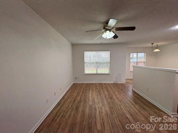 4th image of 10049 University Park Ln