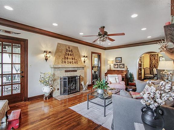 5th image of 3557 Bellaire Dr S
