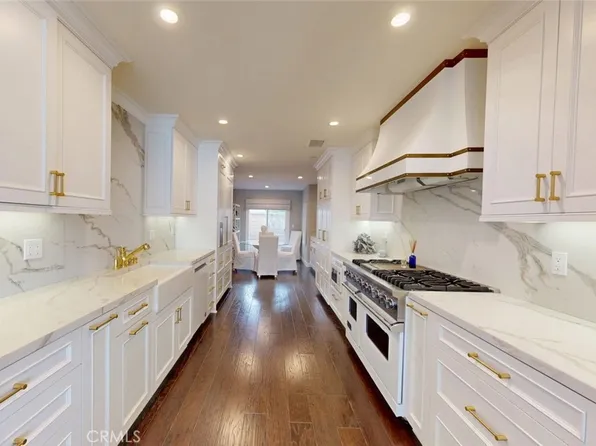 16143 Saint Croix Cir, Huntington Beach, CA 92649