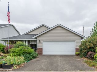 3452 Red Arrow Dr, Lebanon, OR 97355