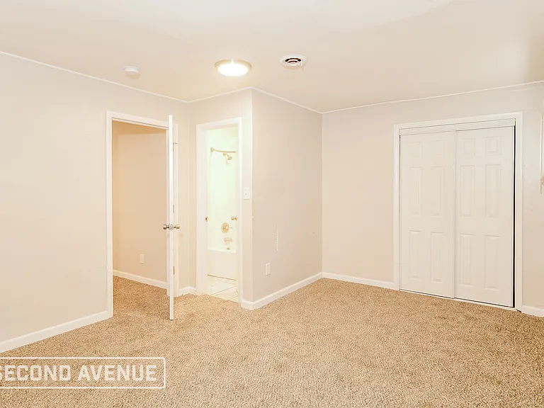 7240 Agnes Ave — Photo 12