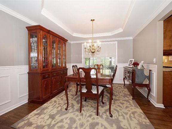 5th image of 8733 Charleston Hill Ct