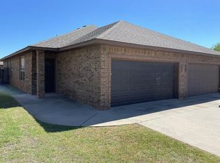 702 NE 20th Ter, Newcastle, OK 73065