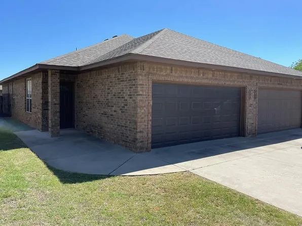 702 NE 20th St, Newcastle, OK 73065