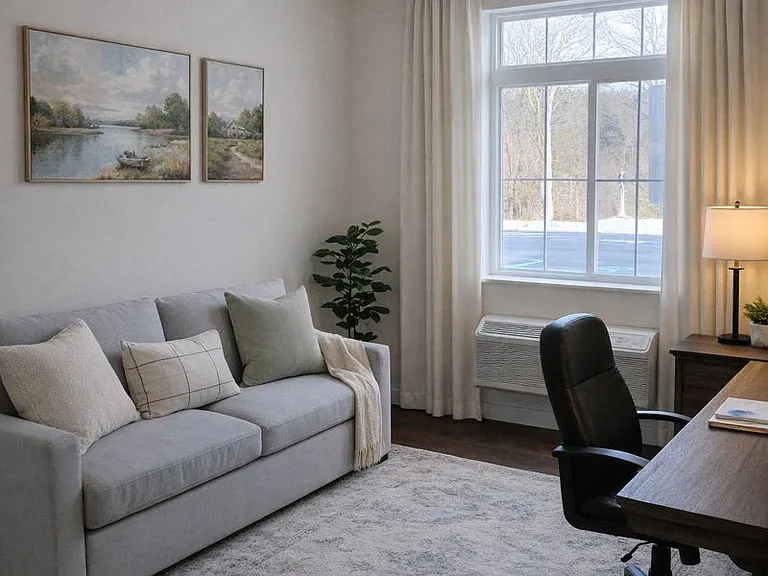 Bedroom 2 / Home Office
