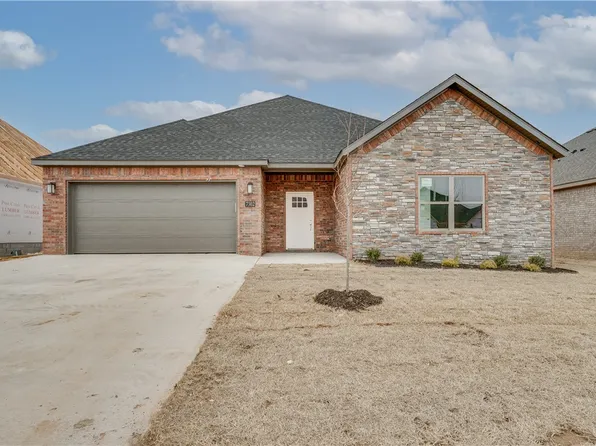 7302 SW Walnut Grove Ave, Bentonville, AR 72713
