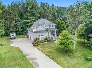 12427 Lennry Ave, Utica, MI 48315