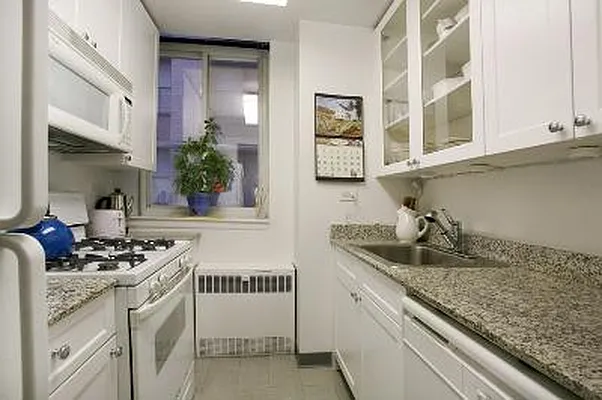 Rented by Corcoran | media 2