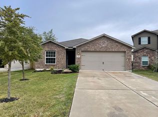 320 Yearwood Ln, Jarrell, TX 76537