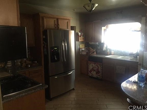 3rd image of 8818 Clarinda Ave