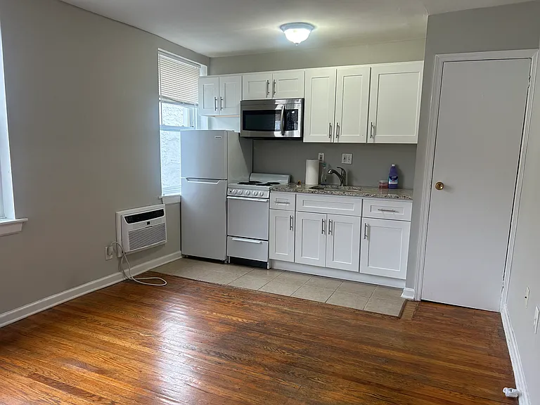 3416 Spring Garden St #B12 — Photo 13
