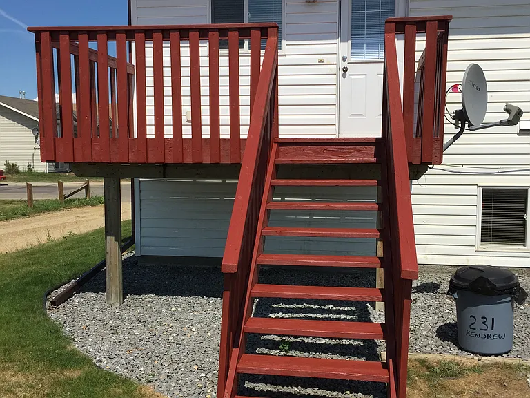 233 Kendrew Dr — Photo 17