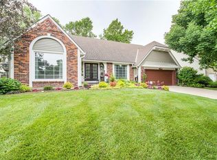 8404 Rosehill Rd, Lenexa, KS 66215