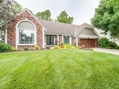 8404 Rosehill Rd, Lenexa, KS, 66215