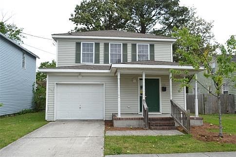1st image of 830 W 21st St