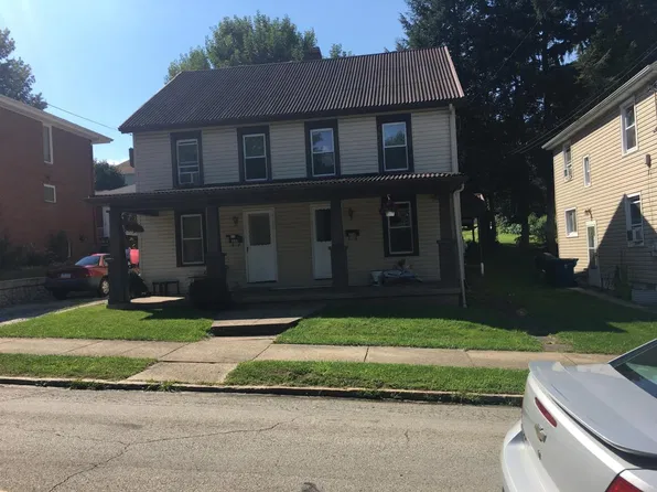 330 College Ave, Mount Pleasant, PA 15666