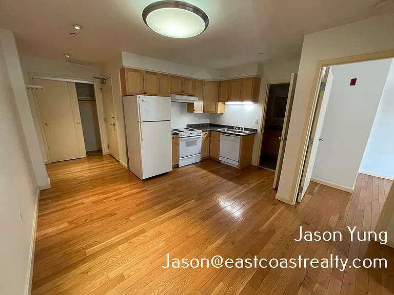 27 Peterborough St #295 — Photo 3