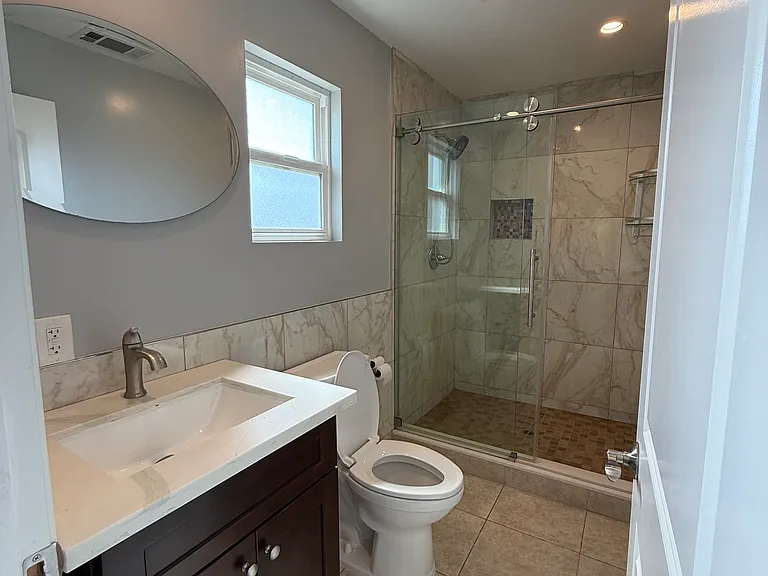 5409 Meridian St #1/2 — Photo 5