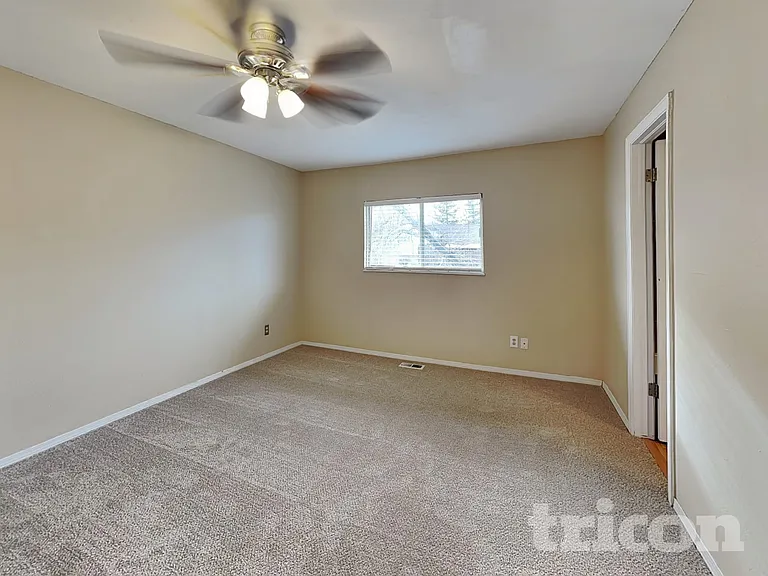 5772 S Netherland St — Photo 6
