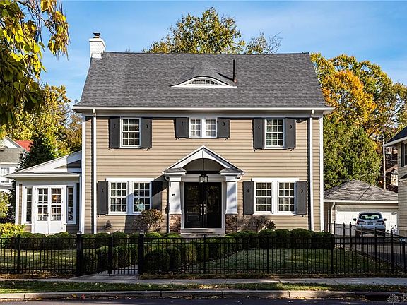 4th image of 3 Beverly Pl