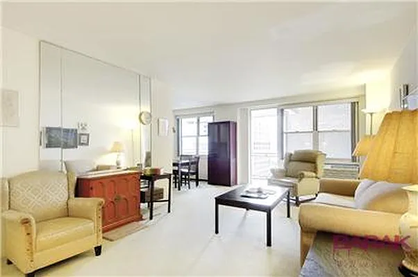 Sold by Barak Realty | media 5