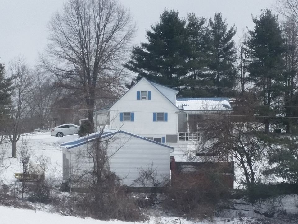 2nd image of 535 Walnut Hills Dr