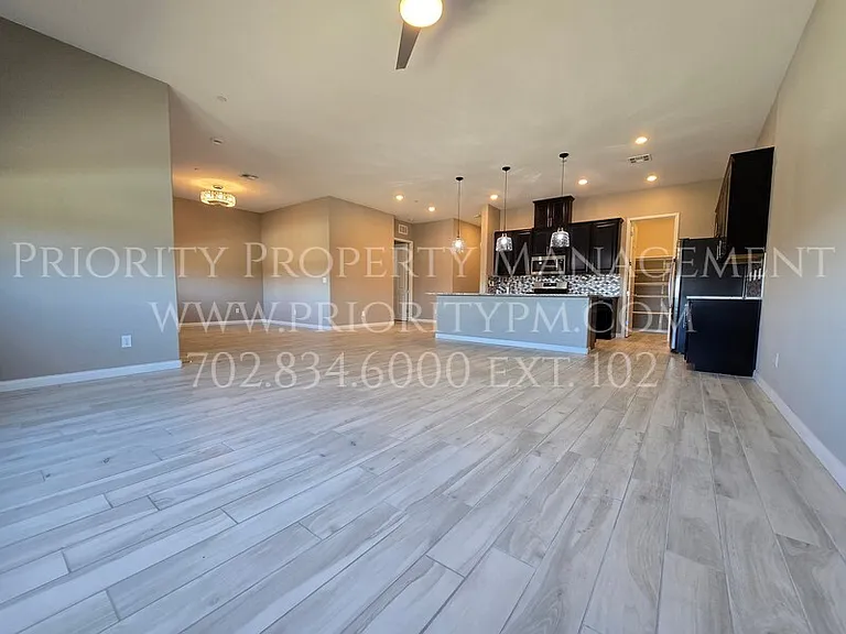 738 Purple Knoll Walk — Photo 5