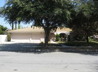 1904 N Ukiah Way, Upland, CA 91784