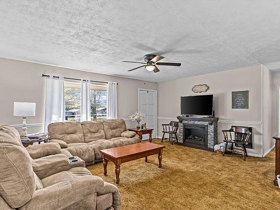 5th image of 622 Paulk Rd