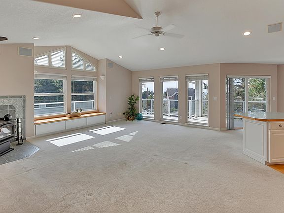 5th image of 5410 Grand Ave NW