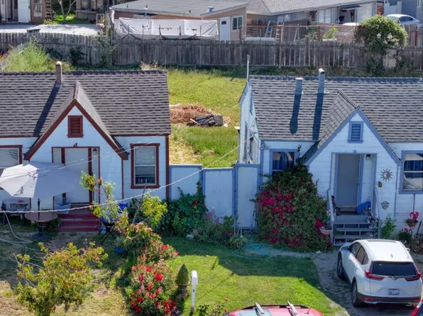 2 Homestead Ave, Salinas, CA 93901