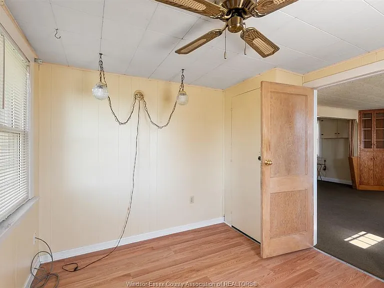 9700 Walker Rd — Photo 19