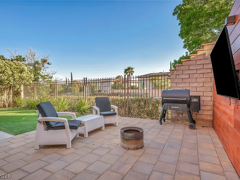 617 Apricot Rose Pl — Photo 53