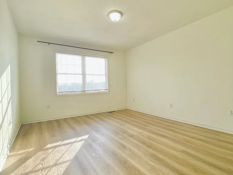 1291 Mohr Cir — Photo 23