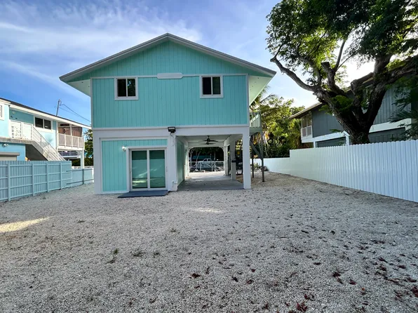 421 Mahogany Ave, Key Largo, FL 33037